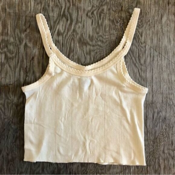NEW Urban Outfitters BDG Owls Cream Color Crop Tank Top Sz XS - Picture 3 of 5